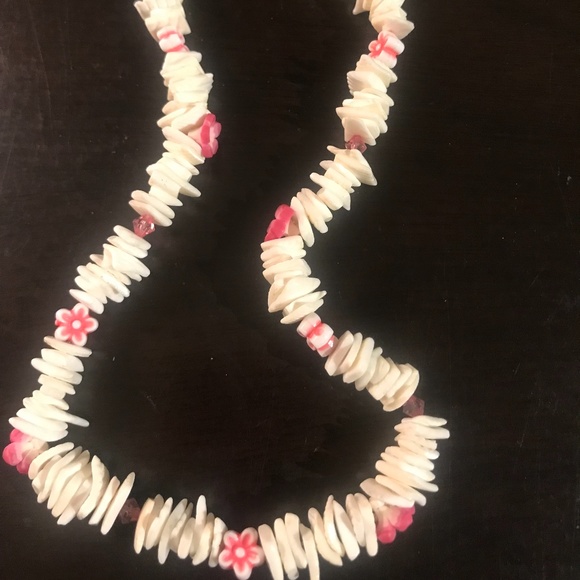 Beach Necklace Very Cute! - Picture 1 of 3